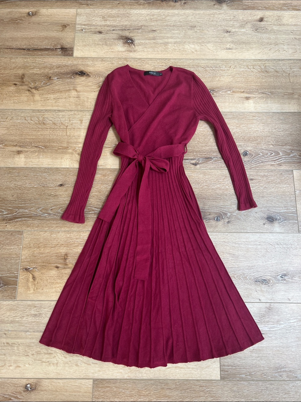 Zesica pleated midi sweater dress